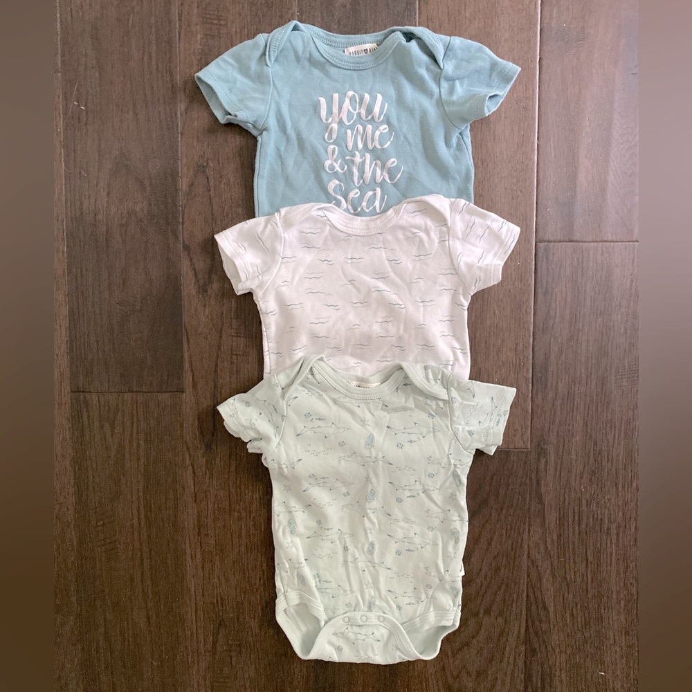 Rabbit & Bear bodysuits VGUC 6-9 months